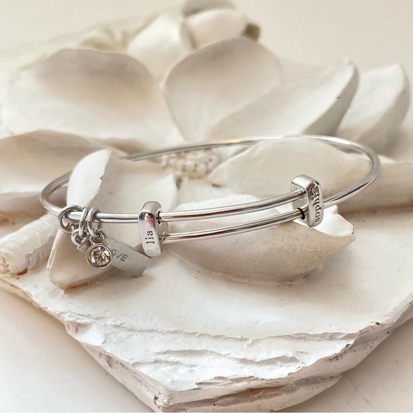 Lia Sophia Silver Tone Charm Bangle - Picture 1 of 7